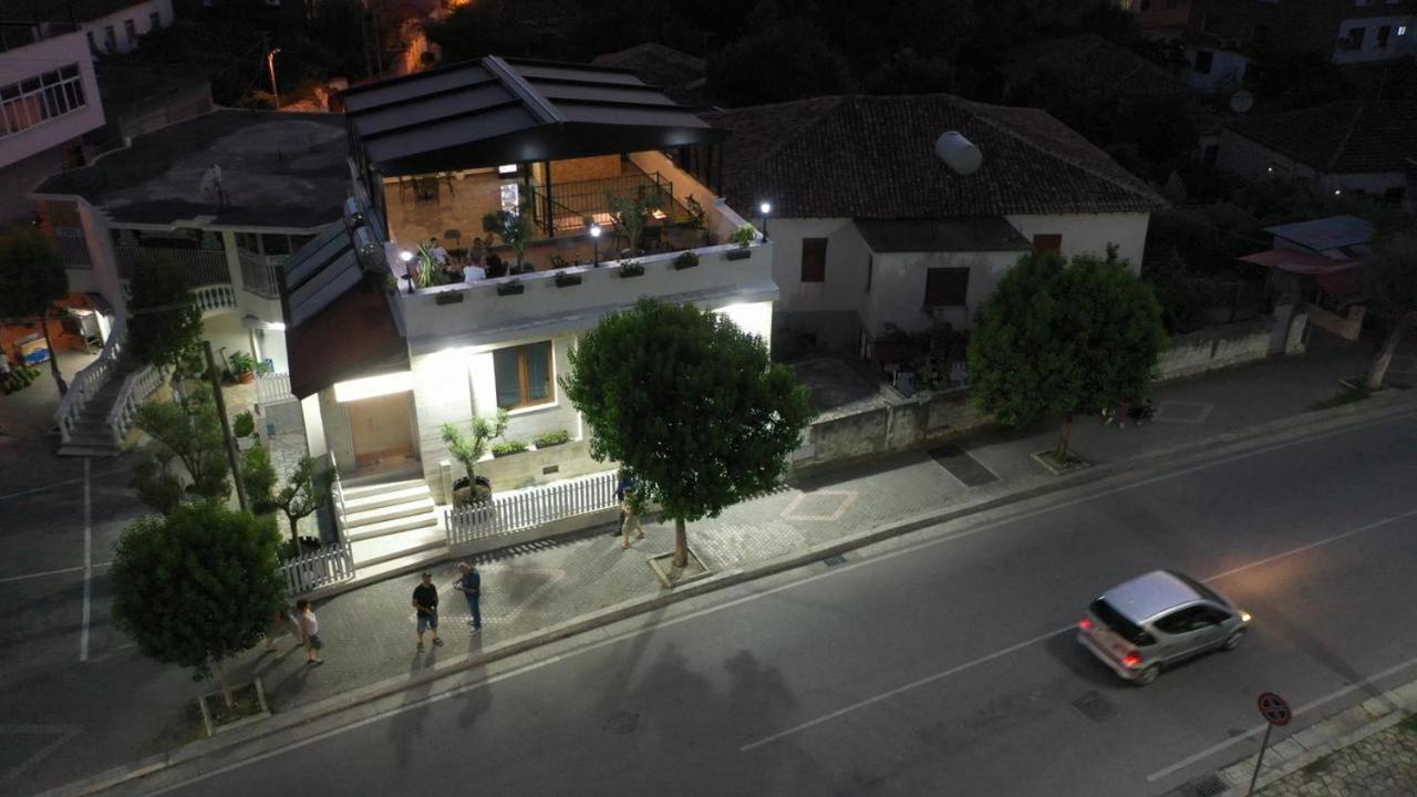Vila Franko بيرات المظهر الخارجي الصورة